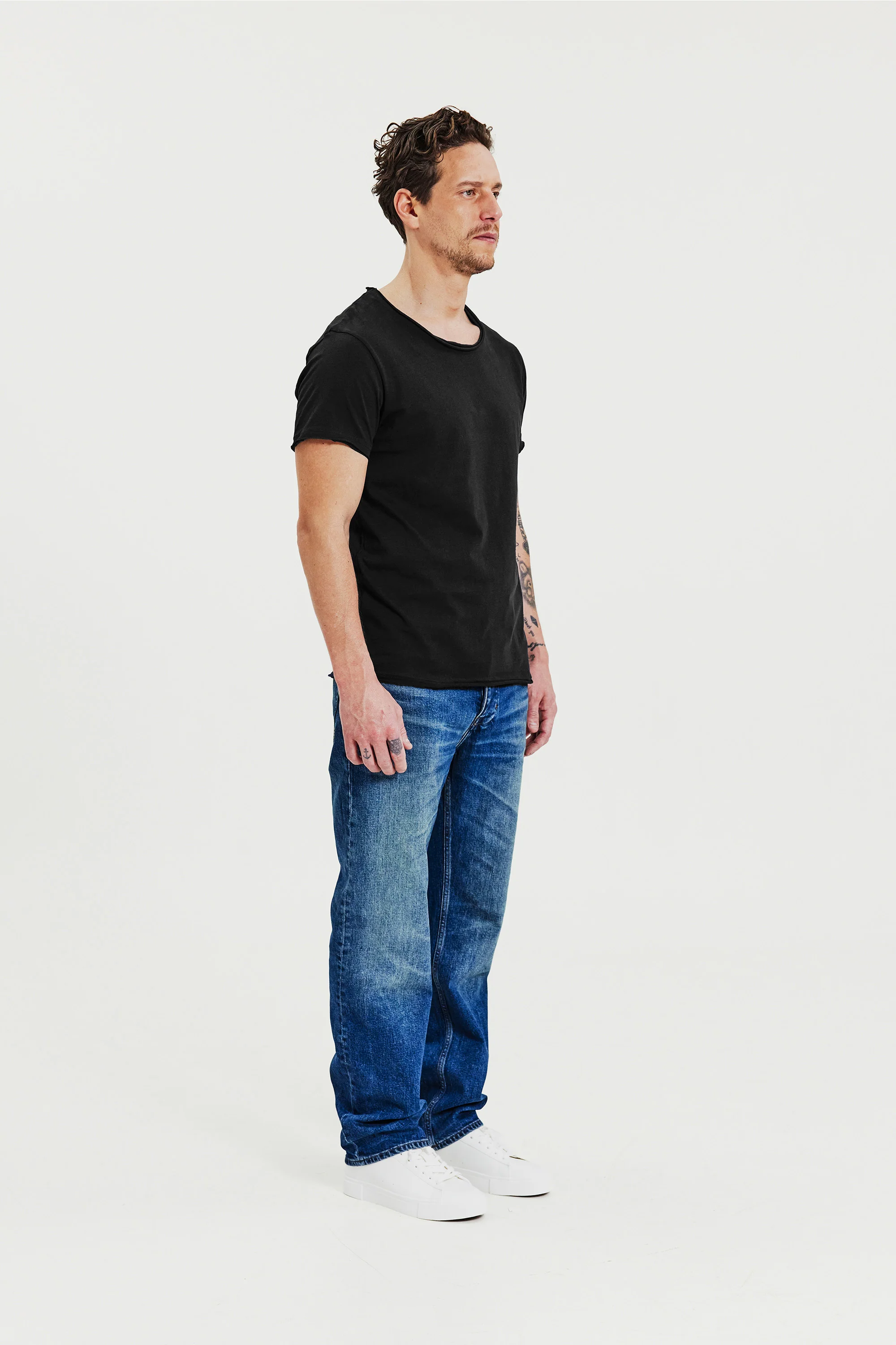 Crew-Neck relaxed Black - Image 3