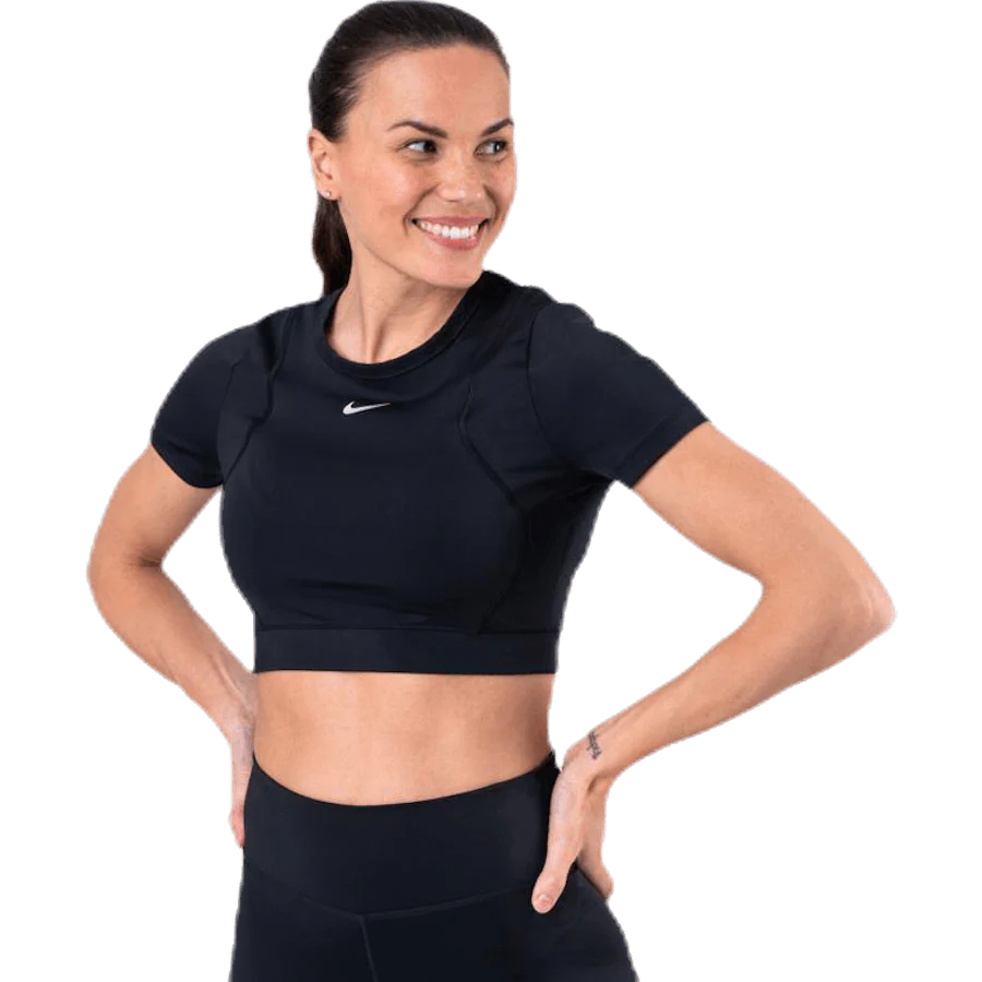 Aeroadpt SS Crop Top Black - Image 2