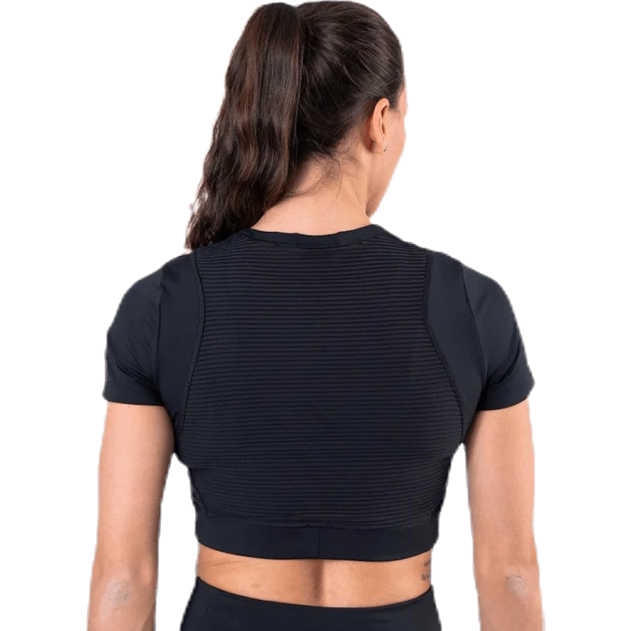 Aeroadpt SS Crop Top Black - Image 3