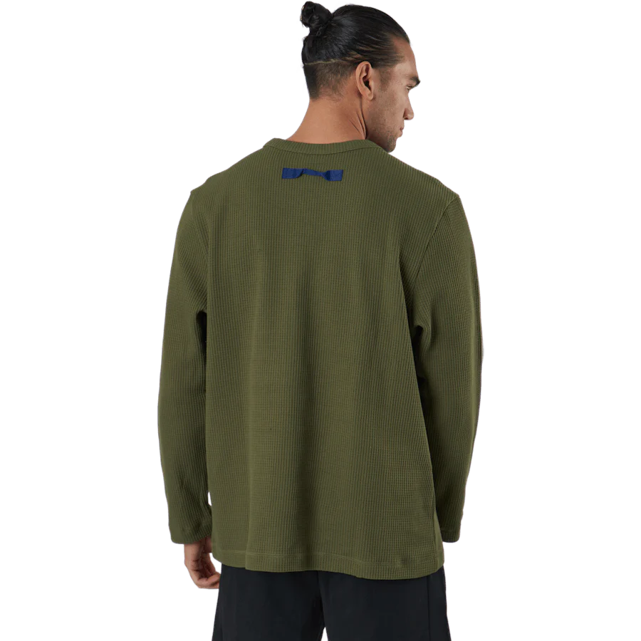 Sportswear Pocket Waffle Knit Crew Focus Olive - Image 2
