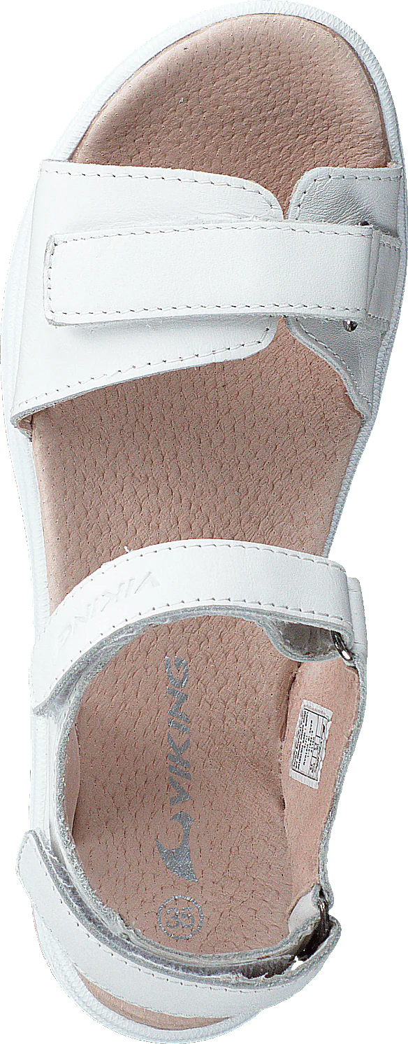 Helle White - Image 6