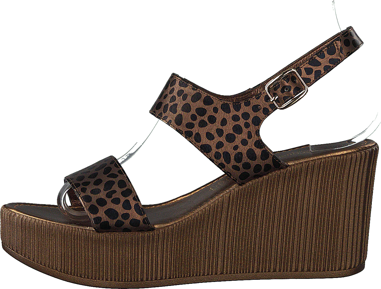 Leoonora5060 Light Chestnut