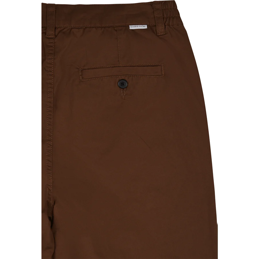 Studio Total Tapered Fine Twill Trouser - Image 4